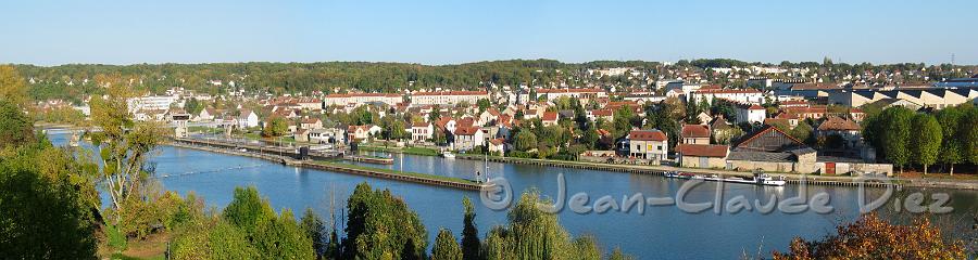 ecluse_champagne2.jpg - L'écluse de Champagne-sur-Seine vue des hauteurs de Thomery